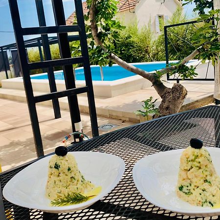 Summer Apartment Makarska Bagian luar foto