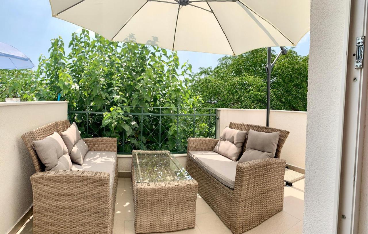 Summer Apartment Makarska Bagian luar foto